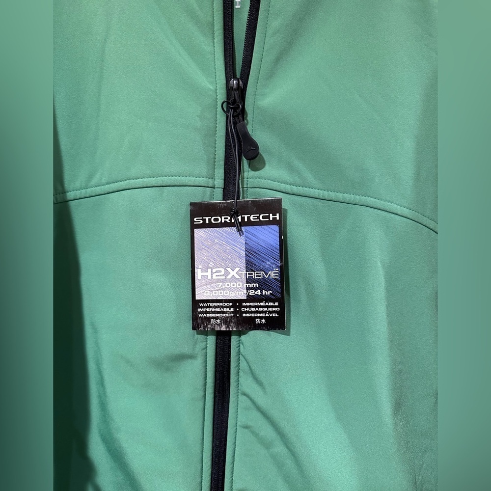 NWT!! Storm-tech green jacket men’s size XL - Picture 2 of 5